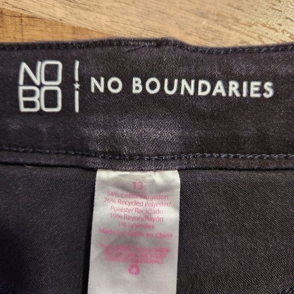 No Boundaries Black Jeans Juniors - Picture 5 of 6